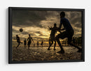 Partido de futbol al atardecer - Anisur Rahman | Cuadro decorativo de Canvas Lab