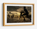 Partido de futbol al atardecer - Anisur Rahman | Cuadro decorativo de Canvas Lab