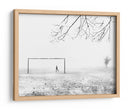 Soledad en el futbol entre la niebla - Jasmine Zhang | Cuadro decorativo de Canvas Lab