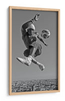 Futbol estilo libre sobre la ciudad - Rodrigo Marin | Cuadro decorativo de Canvas Lab