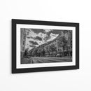 Avenida de Sombras - Ulises Páez | Cuadro decorativo de Canvas Lab