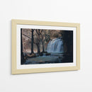 Cascada en Penumbra - Ulises Páez | Cuadro decorativo de Canvas Lab