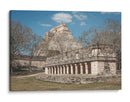 Piedra y silencio en Uxmal - Ulises Páez | Cuadro decorativo de Canvas Lab