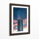 Torre Mítikah bajo el cielo encendido - Ulises Páez | Cuadro decorativo de Canvas Lab
