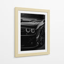 Challenger en la Sombra: Elegancia Oscura - Sae Art | Cuadro decorativo de Canvas Lab