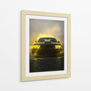 Furia Dorada: Dodge Challenger entre la Niebla - Sae Art | Cuadro decorativo de Canvas Lab