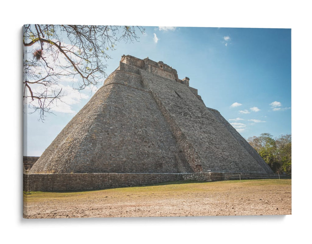 El gigante de Uxmal - Ulises Páez | Cuadro decorativo de Canvas Lab