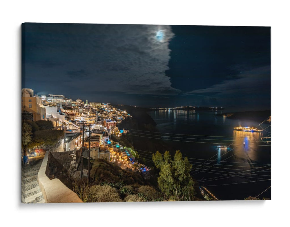 La luna sobre la caldera - Ulises Páez | Cuadro decorativo de Canvas Lab
