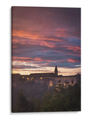 La torre en la bruma rosa - Ulises Páez | Cuadro decorativo de Canvas Lab