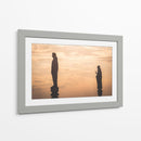 Los santos conversan al atardecer - Ulises Páez | Cuadro decorativo de Canvas Lab