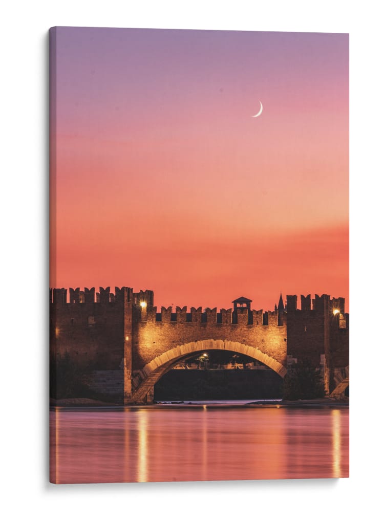 Luna sobre Castelvecchio - Ulises Páez | Cuadro decorativo de Canvas Lab