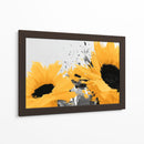 Primer plano de girasoles en fondo neutro - DIEGO D L | Cuadro decorativo de Canvas Lab