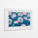 Flores rosas con fondo azul - DIEGO D L | Cuadro decorativo de Canvas Lab
