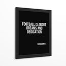 O futebol é sobre sonhos e dedicação - Vicky Hanggara | Cuadro decorativo de Canvas Lab