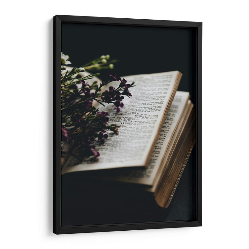 Biblia y flores | Cuadro decorativo de Canvas Lab