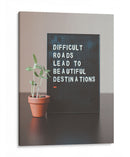 Caminos duros nos llevan a bonitos destinos | Cuadro decorativo de Canvas Lab