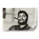 El Che fumando | Cuadro decorativo de Canvas Lab