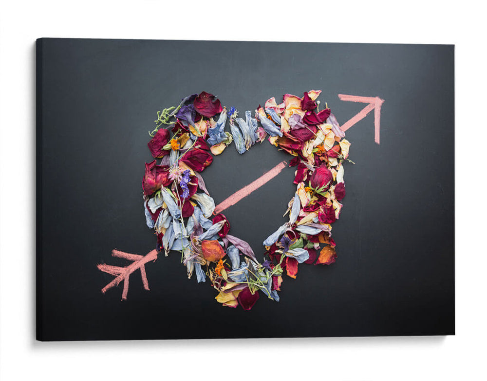 Corazón de pétalos | Cuadro decorativo de Canvas Lab