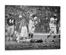 1960 Chuck Bednarik y Frank Gifford | Cuadro decorativo de Canvas Lab