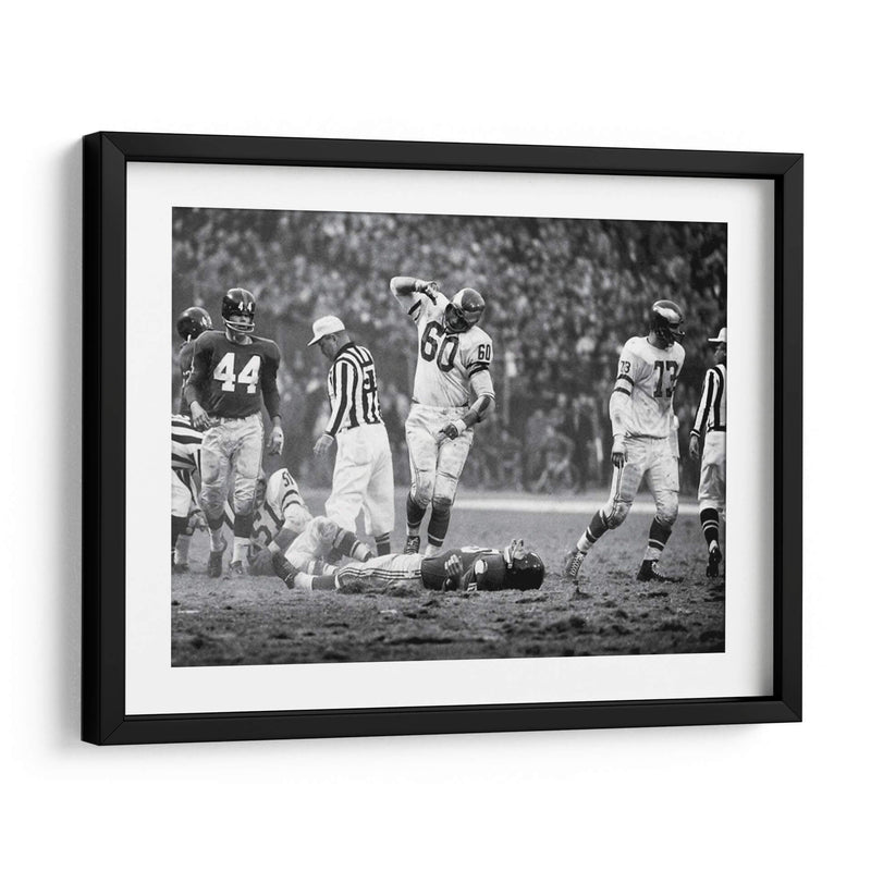 1960 Chuck Bednarik y Frank Gifford | Cuadro decorativo de Canvas Lab