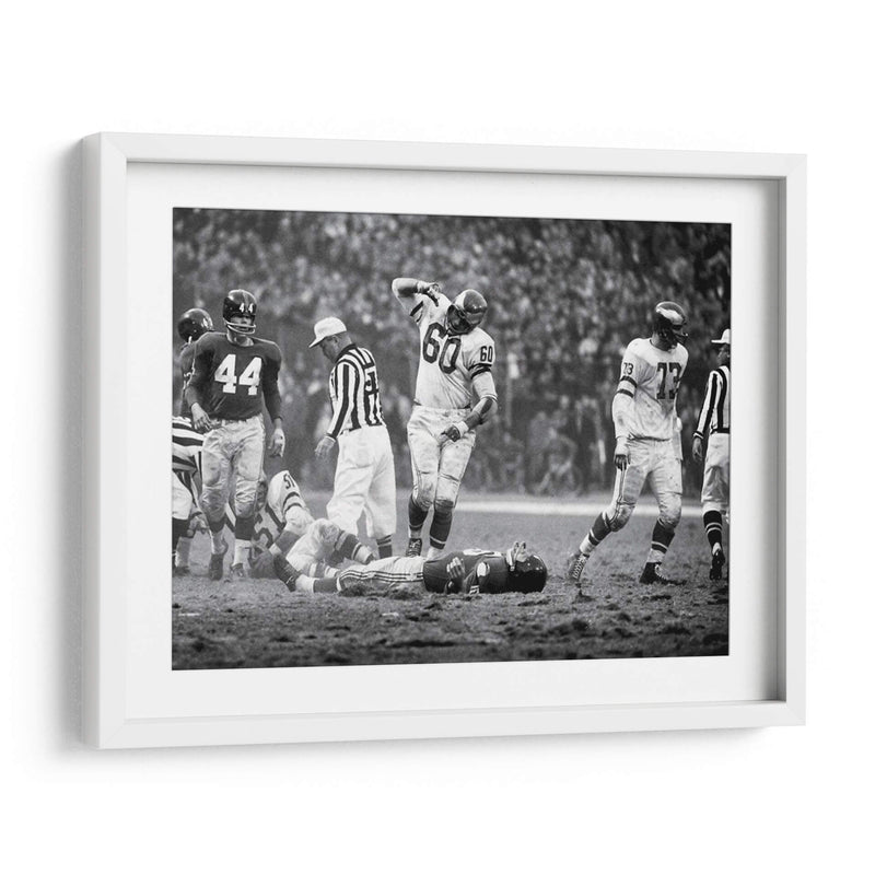 1960 Chuck Bednarik y Frank Gifford | Cuadro decorativo de Canvas Lab