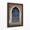 Ventanas Y Puertas De Venecia V - Laura DeNardo | Cuadro decorativo de Canvas Lab