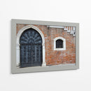 Ventanas Y Puertas De Venecia Viii - Laura DeNardo | Cuadro decorativo de Canvas Lab