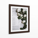 Letras y rosas blancas | Cuadro decorativo de Canvas Lab