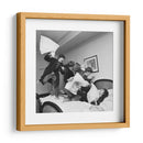 Pelea de Almohadas | Cuadro decorativo de Canvas Lab