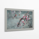 Abeja y flor de cerezo | Cuadro decorativo de Canvas Lab