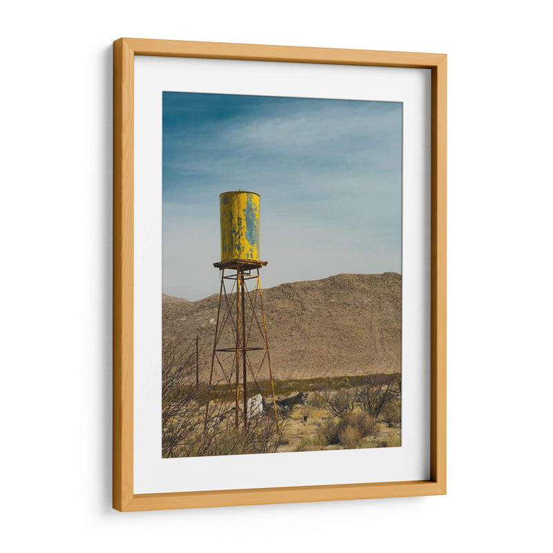 Torre De Agua Amarilla I - Sonja Quintero | Cuadro decorativo de Canvas Lab