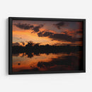 Atardecer en Janitzio - Luis Rodrigo Magaña Andrade | Cuadro decorativo de Canvas Lab