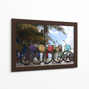 Bicicletas en la playa de Mahahual - Luis Rodrigo Magaña Andrade | Cuadro decorativo de Canvas Lab
