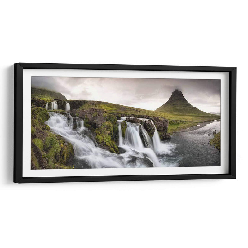 Kirkjufellfoss Panorama - Danny Head | Cuadro decorativo de Canvas Lab