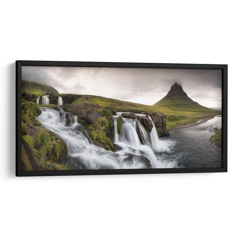 Kirkjufellfoss Panorama - Danny Head | Cuadro decorativo de Canvas Lab