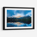 Montañas y su reflejo | Cuadro decorativo de Canvas Lab