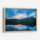 Montañas y su reflejo | Cuadro decorativo de Canvas Lab
