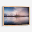 Montaña y su reflejo | Cuadro decorativo de Canvas Lab