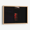 Mujer esperando frente a una iglesia NY - Raúl Ruz | Cuadro decorativo de Canvas Lab