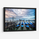 Solo Esperando Ii - Danny Head | Cuadro decorativo de Canvas Lab