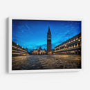 En La Plaza - Danny Head | Cuadro decorativo de Canvas Lab