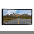 Montaña multicolor Alaska - Omar Montero | Cuadro decorativo de Canvas Lab