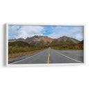 Montaña multicolor Alaska - Omar Montero | Cuadro decorativo de Canvas Lab