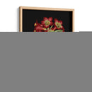 Flores Carmesí En Negro Iv | Cuadro decorativo de Canvas Lab