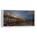 Embarcadero y la luna - Omar Montero | Cuadro decorativo de Canvas Lab