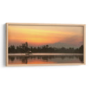 Trajinera en Xochimilco al amanecer - Omar Montero | Cuadro decorativo de Canvas Lab