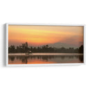 Trajinera en Xochimilco al amanecer - Omar Montero | Cuadro decorativo de Canvas Lab