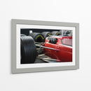 Acercamiento al automóvil de carreras | Cuadro decorativo de Canvas Lab