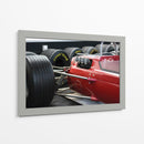 Acercamiento al automóvil de carreras | Cuadro decorativo de Canvas Lab