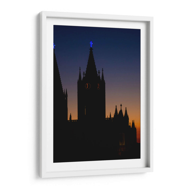 Amanecer en el Templo el Expiatorio Guadalajara III - Jaime López Portillo  | Cuadro decorativo de Canvas Lab